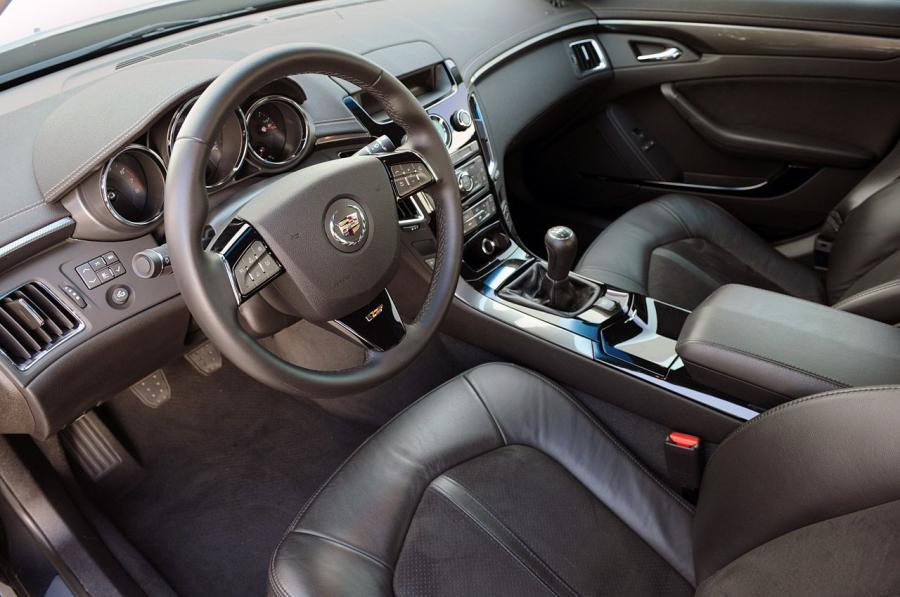 Торпедо Cadillac CTS-V V700 by Hennessey 2011 года  (фото 15 из 33)